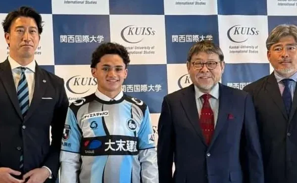 Brasileiro universitário no Japão assina com clube da J-League e vira símbolo de nova geração do futebol
