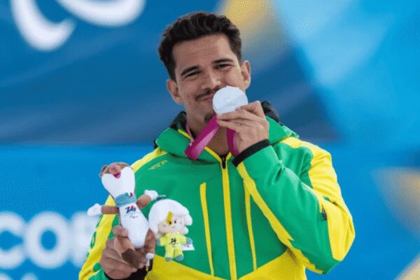 Cristian Ribera conquista prata histórica em Milão e consolida Brasil no pódio das Paralimpíadas de Inverno